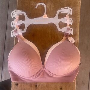 Set of 2 new Danskin wireless bras, 36c, dusty rose, mauve, pastel pink